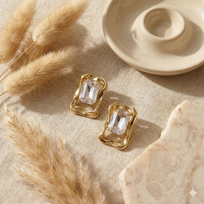 Акцентні сережки геометрія з каменем