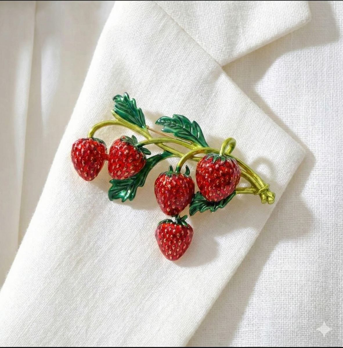 Брошка "Соковита Полуниця"