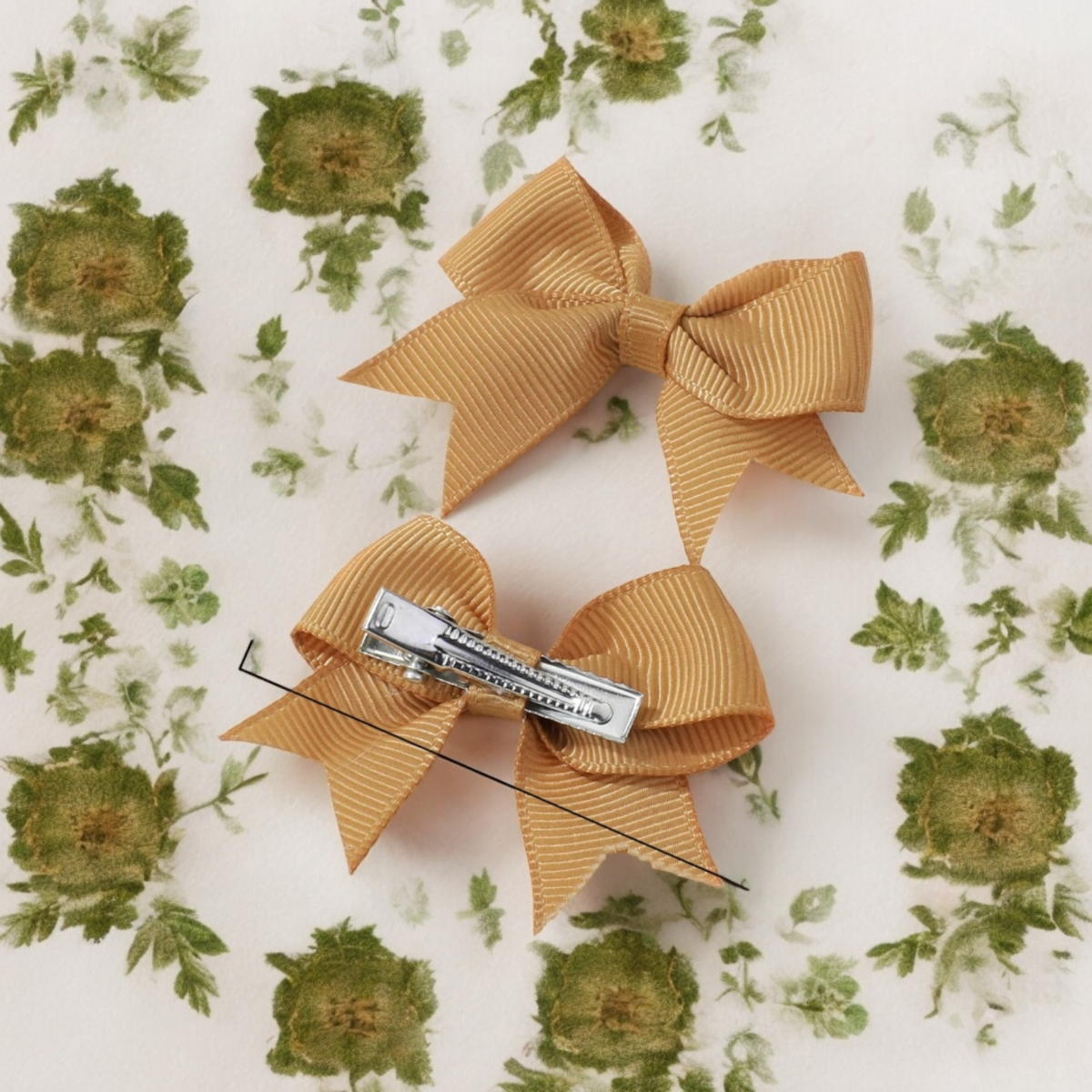 Класичні бантики для волосся з репсової стрічки (в асортименті)